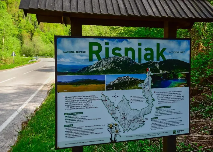 Makov Hrib By Interhome בקתה Trsce